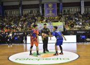 Menpora Dito Ariotedjo Lakukan jump ball Indonesian BasketBall League