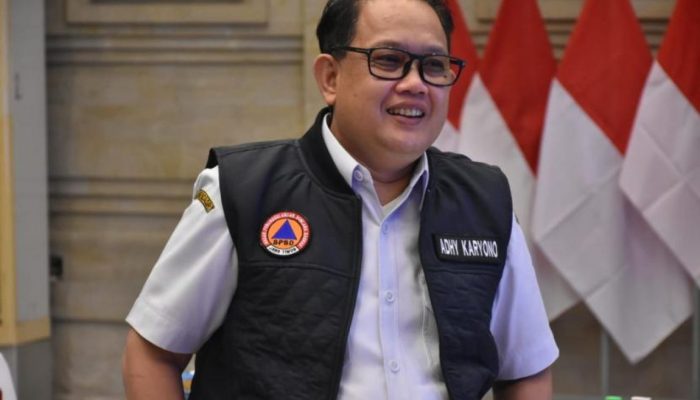 Khofifah Indar Parawansa di Berhentikan Sebagai Gubernur Jatim, Adi Karyono Resmi Jadi Plh