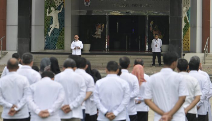 Kemenpora Gelar Apel Pagi Dalam Rangka Meningkatkan Semangat Kerja