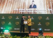 Menpora Dito Ariotedjo Dapat Penghargaan Badan Amil Zakat Nasional Awards 2024