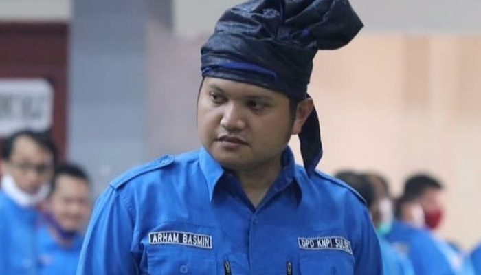 Arham Basmin Mattayang Secara Resmi Mencalonkan Diri Maju Sebagai Calon Bupati