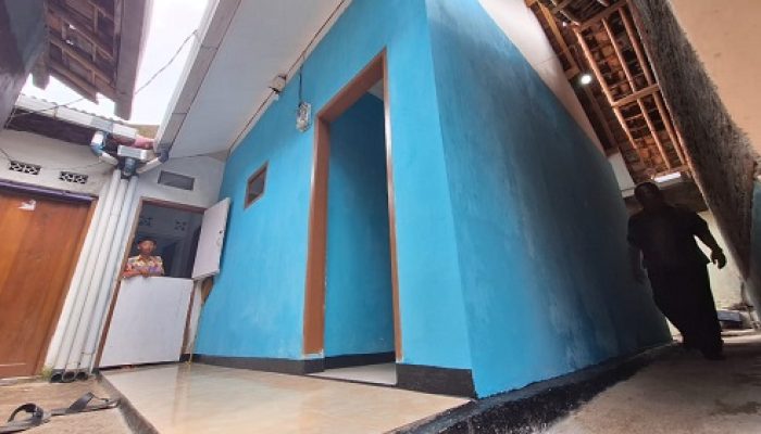 Ibu Ene Salah Satu Korban Gempa Terima Bantuan Renovasi Rumah