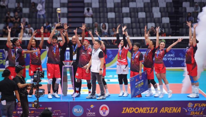 Pertandingan Bola Voli Antar Selebrity