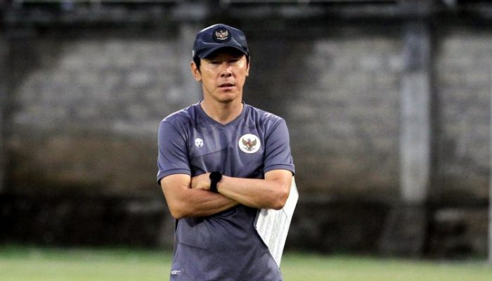 Shin Tae-Yong Mengaku Perasaanya Berat Harus Berhadapan Dengan Negaranya Sendiri