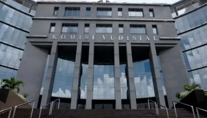 Komisi Yudisial Akan Periksa Tiga Hakim MA Terkait Permohonan Batas Usia Calon Kepala Daerah