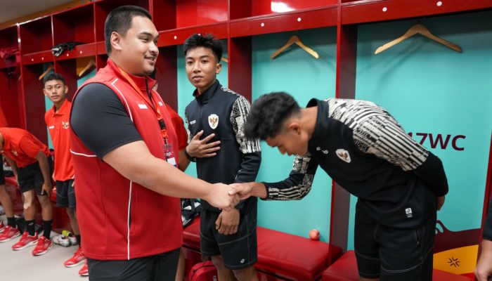 Menpora Dito Saksikan Laga Timnas U-16 Kontra Singapura