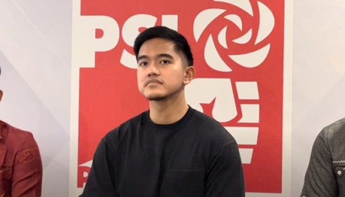 Usai Diisukan Hilang Gegara Liburan Mewah ke Amerika Gunakan Jet Pribadi, Kaesang Bungkam Dihadapan Wartawan