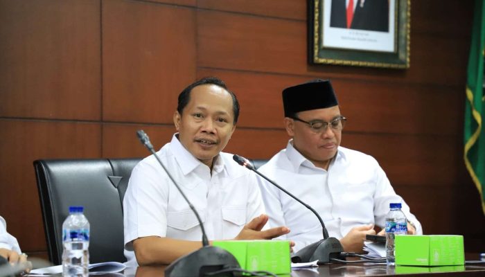 Kemenag Minta Media TV Siarkan Azan via Running Text selama Paus Pimpin Ibadah Misa