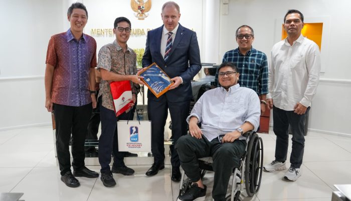 IIHF Siap Bantu Pengembangan Olahraga Hoki Es Indonesia
