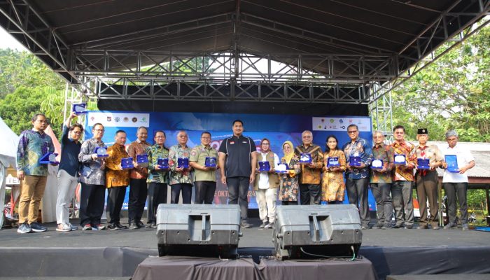18 Kementerian Lakukan Deklarasi Forum Kolaborasi Pemuda Untuk Pengurangan Risiko Bencana