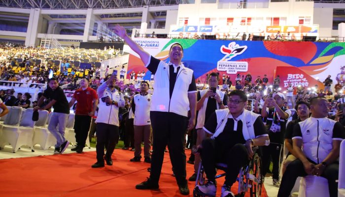 Menpora Dito Ariotedjo Tutup Peparnas 2024 di Stadion Manahan Solo