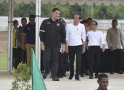 Menpora Dito Dampingi Presiden Jokowi Kunjungi Tarining Center PSSI Untuk Timnas Indonesia di IKN