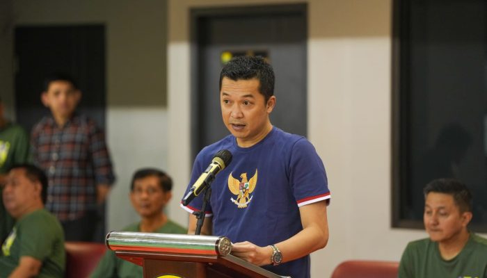Wamenpora Taufik Hidayat Buka Seleksi Nasional PBSI 2025 di Cipayung