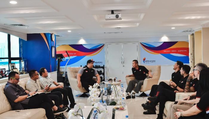 Terima Ketum PB Padel Indonesia, Menpora Dito Dukung Perkembangan Olahraga Padel