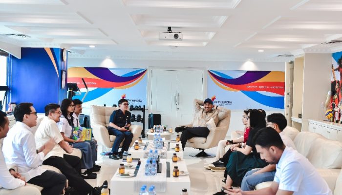Menpora Dito Dukung Festival Pelajar Mahafest 2025 di SMAN 6 Jakarta